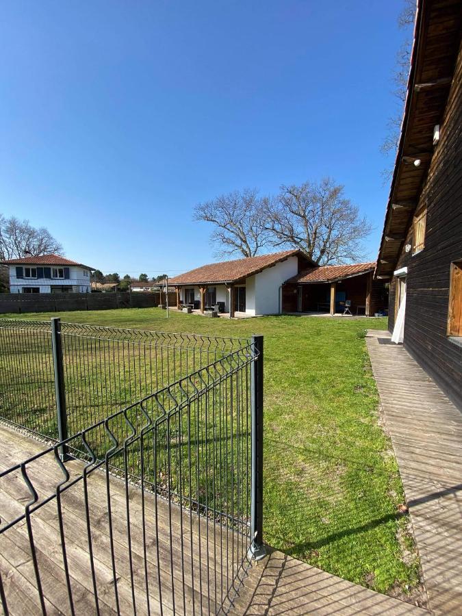 Ensemble De 3 Villas Avec Piscine Chauffee, Esprit Detente Сангине Экстерьер фото