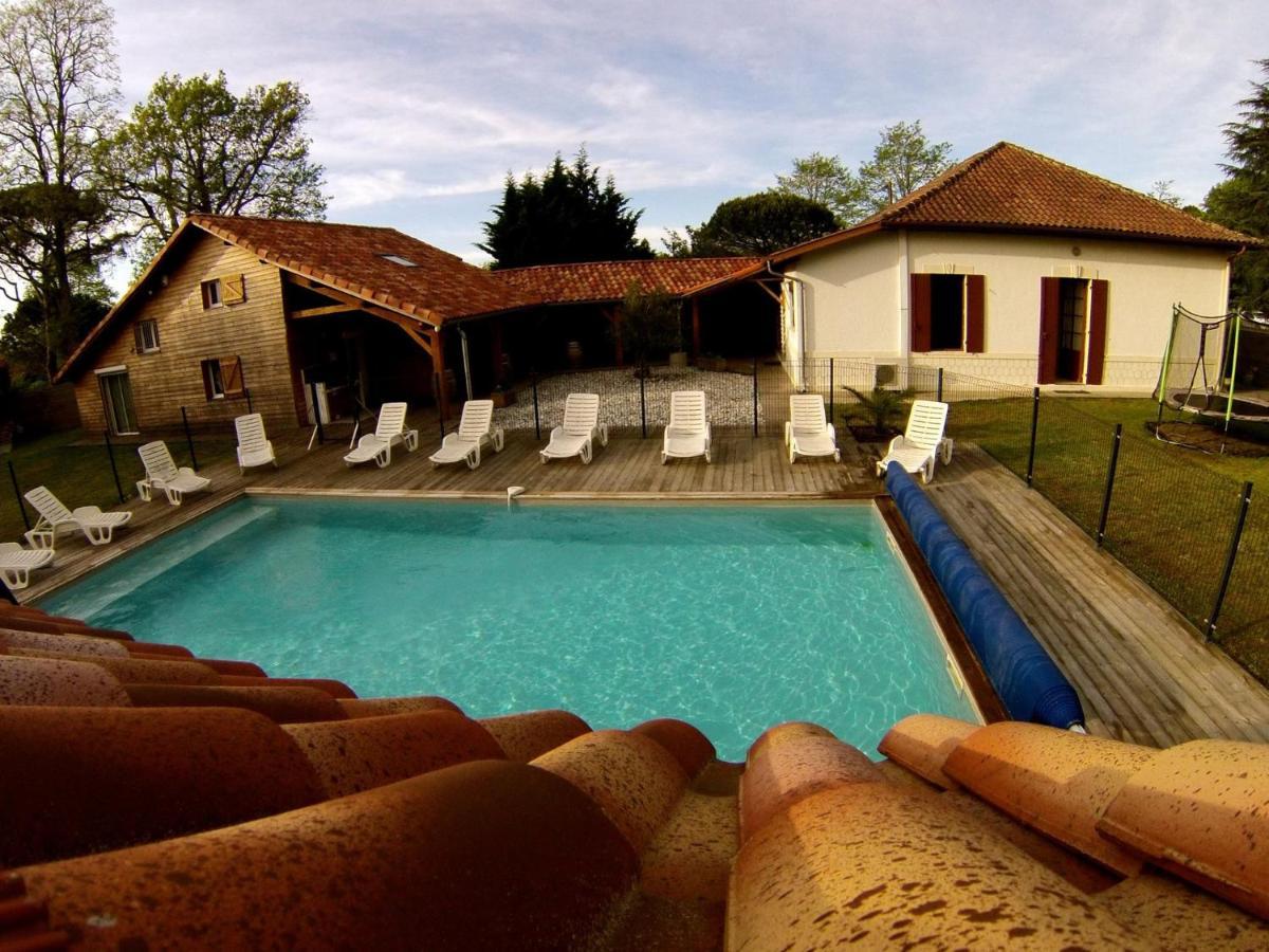 Ensemble De 3 Villas Avec Piscine Chauffee, Esprit Detente Сангине Экстерьер фото